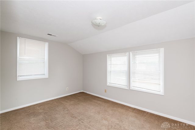 18 N Maple Avenue, Fairborn, OH 45324