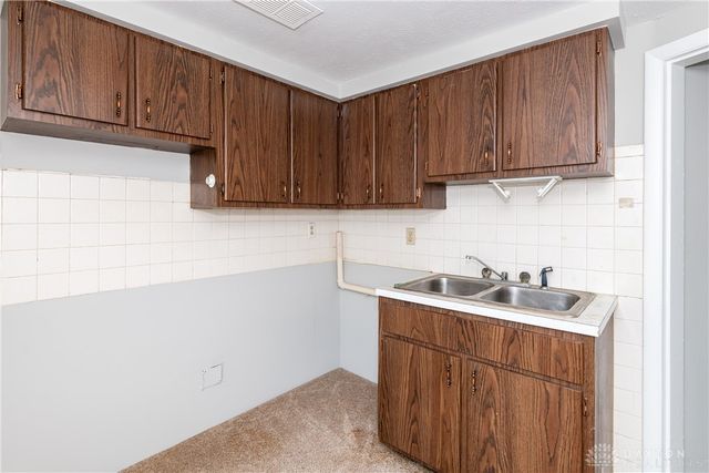 18 N Maple Avenue, Fairborn, OH 45324