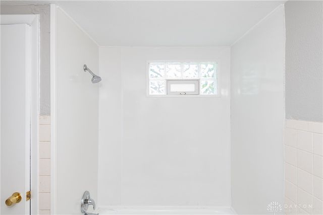 18 N Maple Avenue, Fairborn, OH 45324