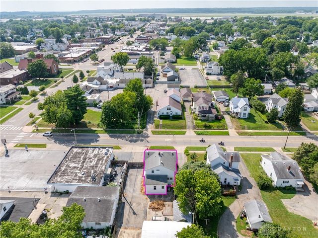 18 N Maple Avenue, Fairborn, OH 45324