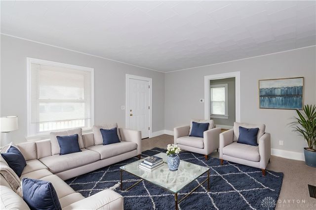 18 N Maple Avenue, Fairborn, OH 45324