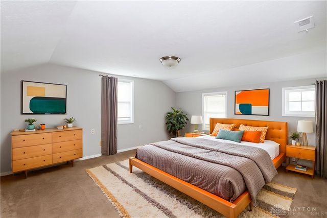 18 N Maple Avenue, Fairborn, OH 45324