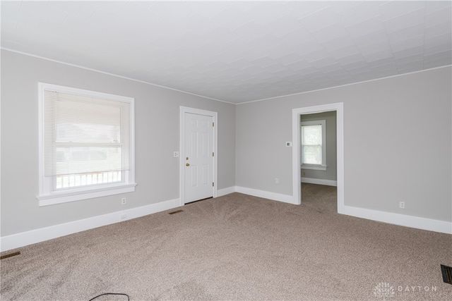 18 N Maple Avenue, Fairborn, OH 45324