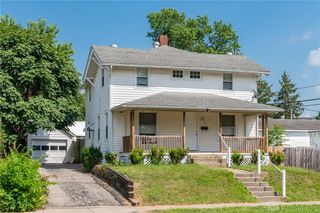 18 N Maple Avenue, Fairborn, OH 45324