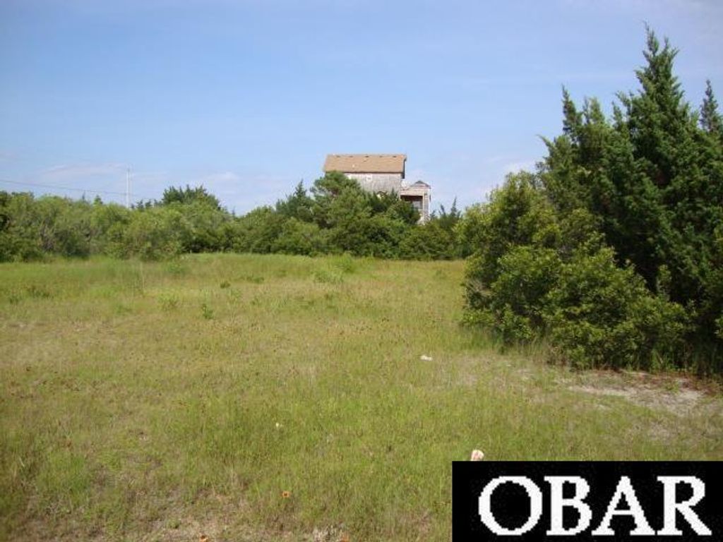 Image 1 of property listing at 26207 Wimble Shores Dr, Salvo, NC 27972