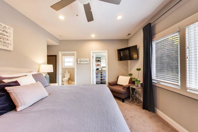 3201 Highland Avenue, Berwyn, IL 60402