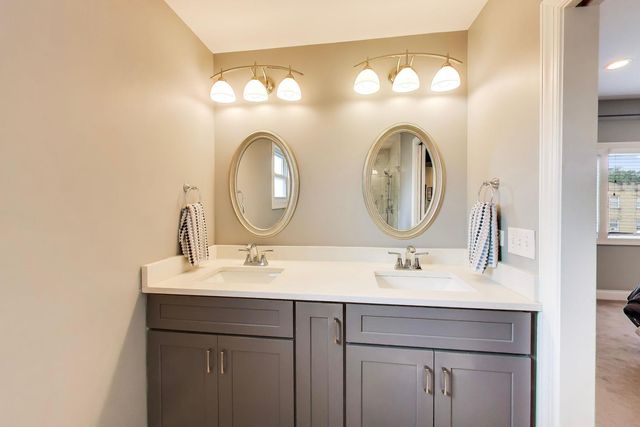 3201 Highland Avenue, Berwyn, IL 60402