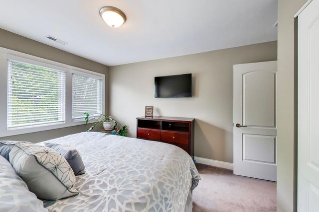 3201 Highland Avenue, Berwyn, IL 60402