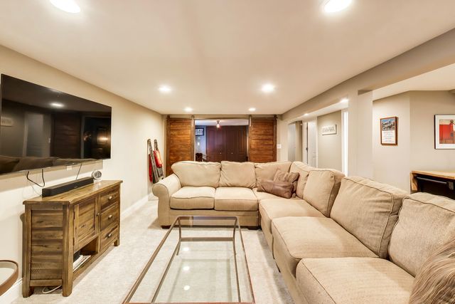 3201 Highland Avenue, Berwyn, IL 60402