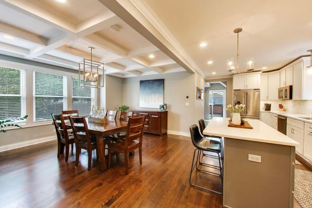 3201 Highland Avenue, Berwyn, IL 60402