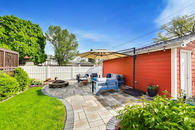 3201 Highland Avenue, Berwyn, IL 60402