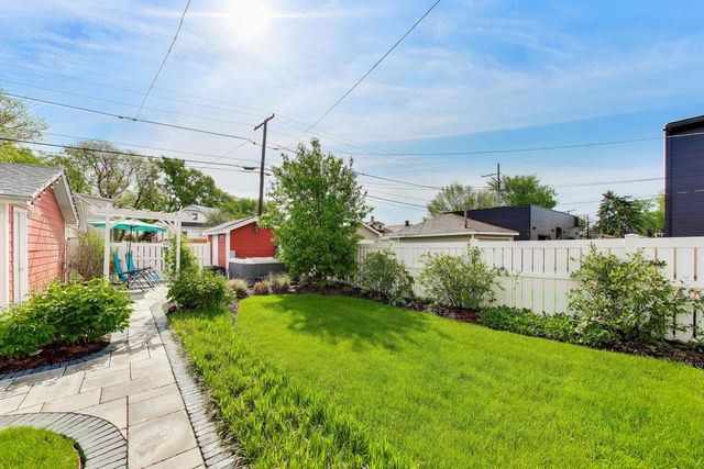 3201 Highland Avenue, Berwyn, IL 60402