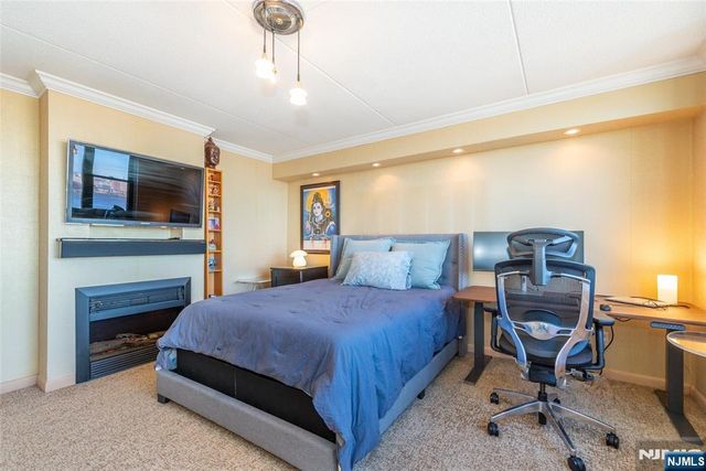 250 Gorge Road 25J, Cliffside Park, NJ 07010