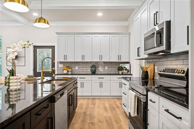 2788 Browns Mill SE Road, Atlanta, GA 30354