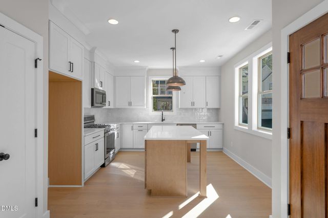 717 Mirkwood Avenue, Apex, NC 27523