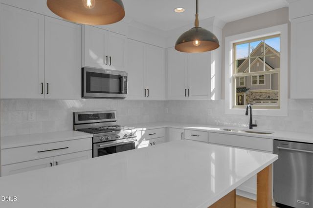 717 Mirkwood Avenue, Apex, NC 27523