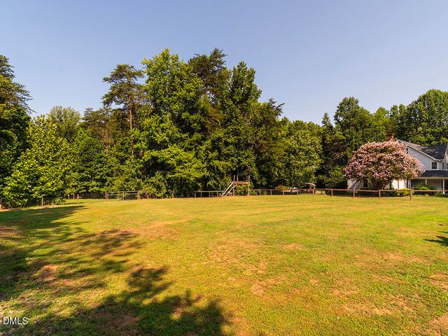 2913 Creek Point Place, Graham, NC 27253