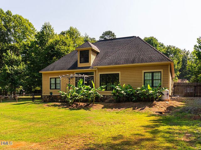 2913 Creek Point Place, Graham, NC 27253