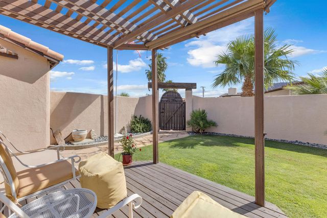 53965 Avenida Madero, La Quinta, CA 92253