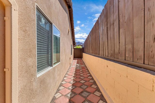 53965 Avenida Madero, La Quinta, CA 92253