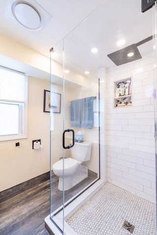 65 Wharf St B8, Salem, MA 01970