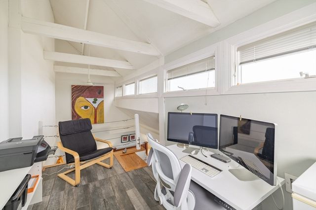 65 Wharf St B8, Salem, MA 01970