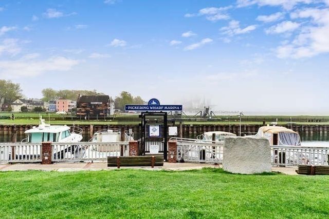 65 Wharf St B8, Salem, MA 01970