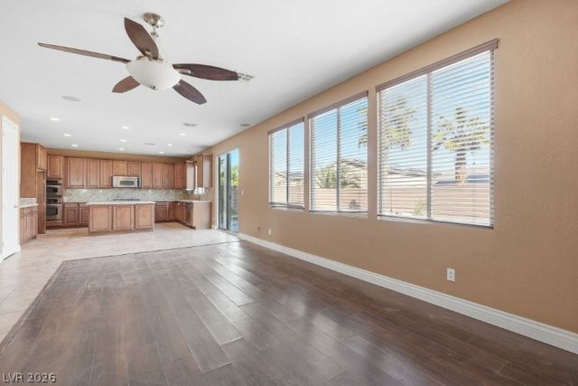 6828 Arden Glade Court, North Las Vegas, NV 89084
