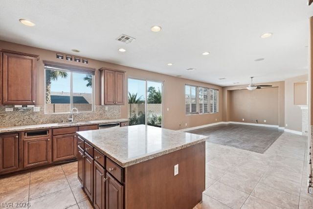 6828 Arden Glade Court, North Las Vegas, NV 89084