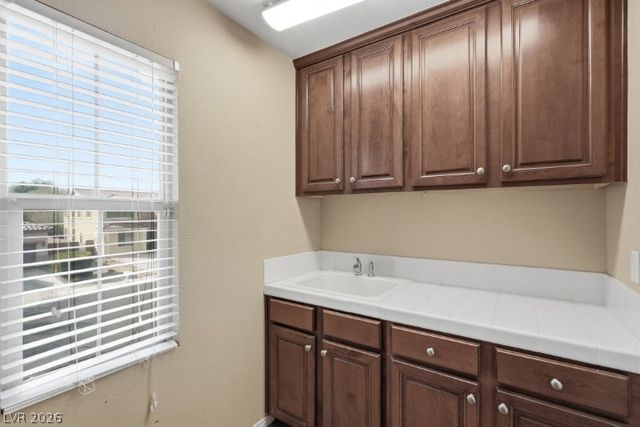 6828 Arden Glade Court, North Las Vegas, NV 89084