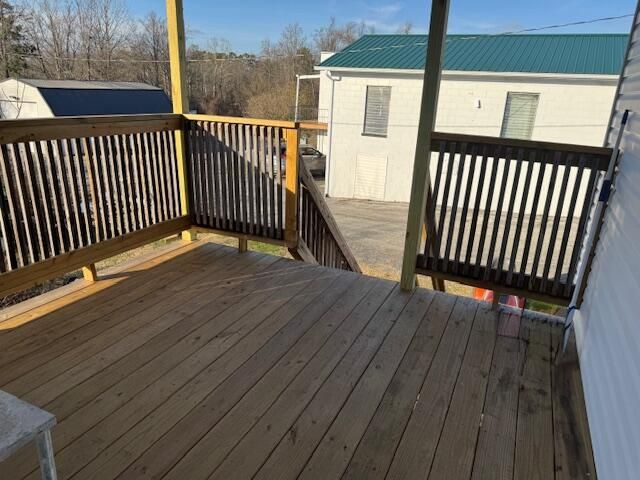 224 S Main, Whitley City, KY 42653