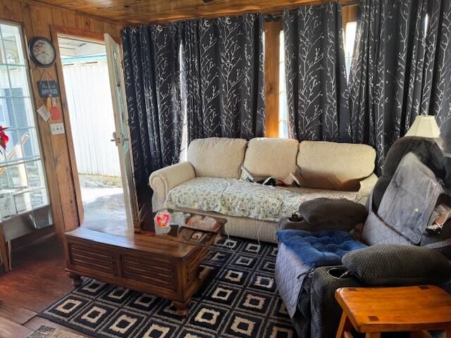 224 S Main, Whitley City, KY 42653