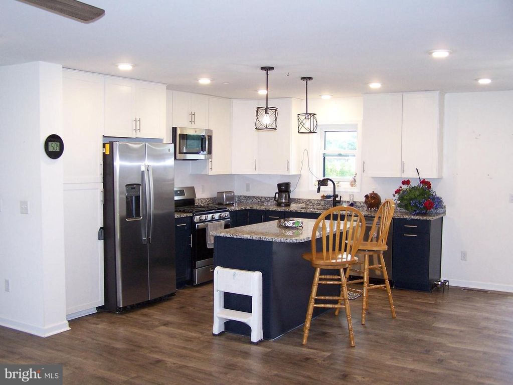 Image 11 of property listing at 12629 SELBY RD, Bishopville, MD 21813