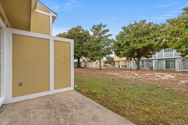 1208 Pinegrove Dr Apt D, Myrtle Beach, SC 29577