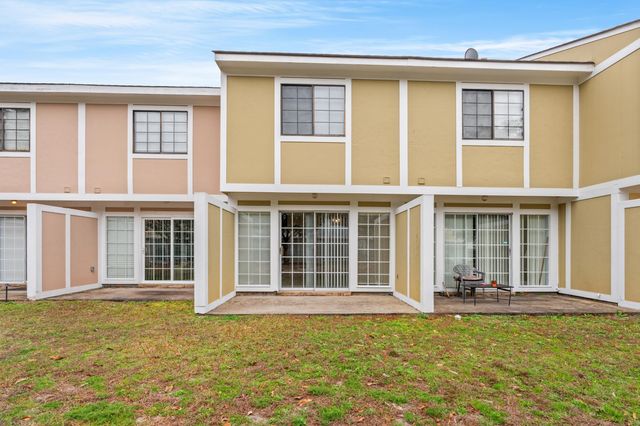 1208 Pinegrove Dr Apt D, Myrtle Beach, SC 29577