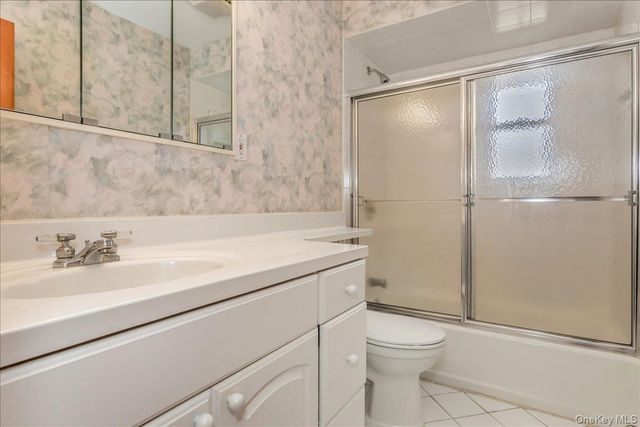 2493 Lloyd Court, North Bellmore, NY 11710