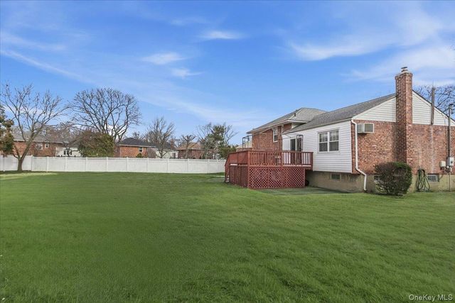 2493 Lloyd Court, North Bellmore, NY 11710