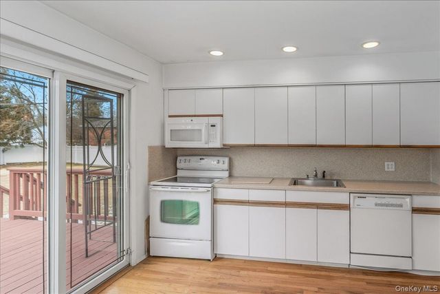 2493 Lloyd Court, North Bellmore, NY 11710