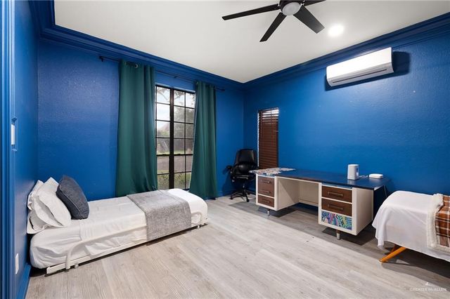 7409 N 1st Street, Mcallen, TX 78504