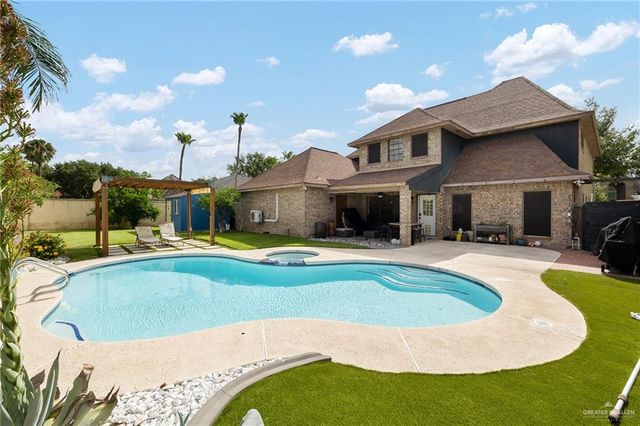 7409 N 1st Street, Mcallen, TX 78504