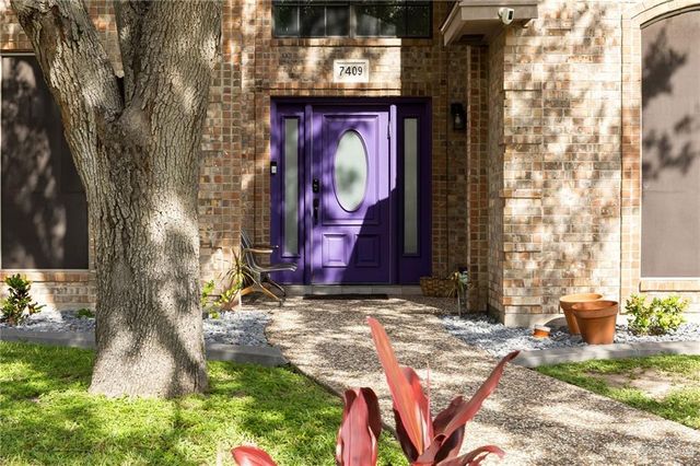 7409 N 1st Street, Mcallen, TX 78504