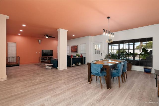 7409 N 1st Street, Mcallen, TX 78504