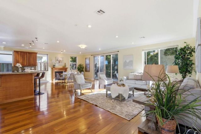 1352 S Stelling Road, Cupertino, CA 95014