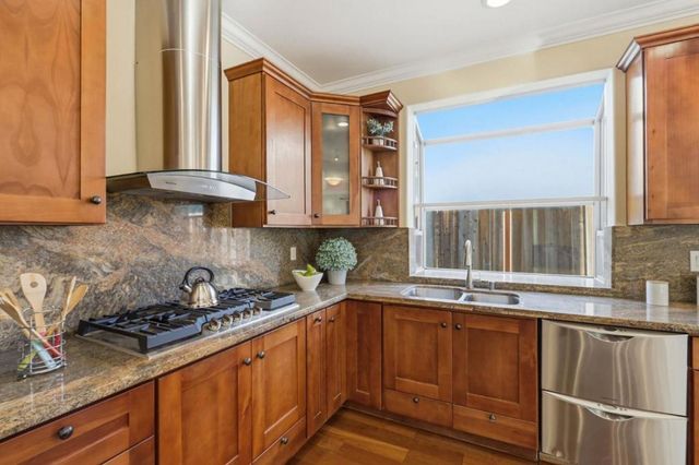 1352 S Stelling Road, Cupertino, CA 95014