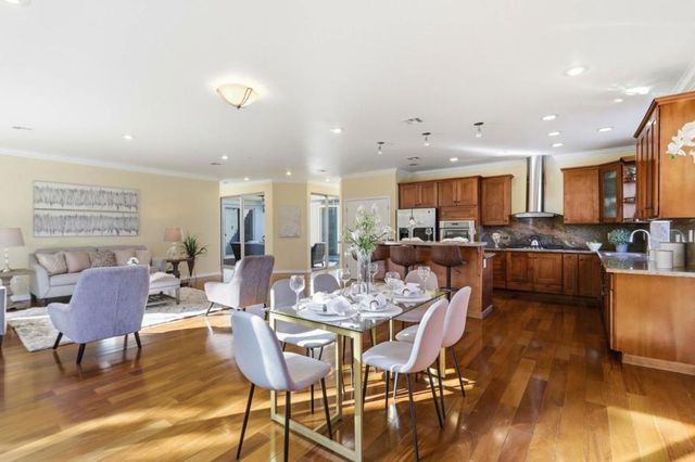 1352 S Stelling Road, Cupertino, CA 95014