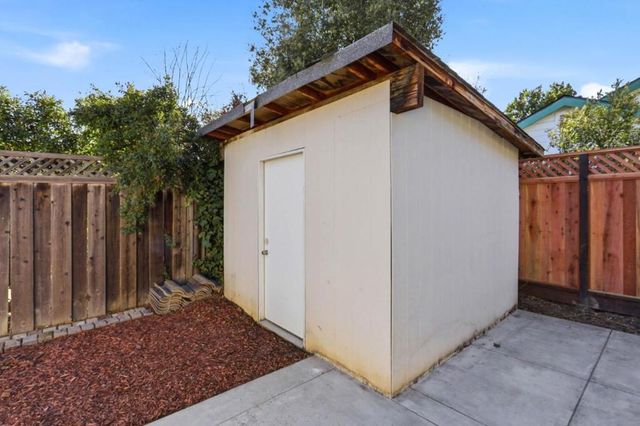 1352 S Stelling Road, Cupertino, CA 95014