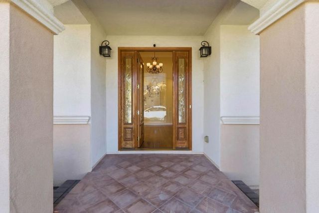 1352 S Stelling Road, Cupertino, CA 95014