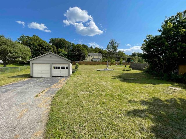 14 Hartford Street, Claremont, NH 03743