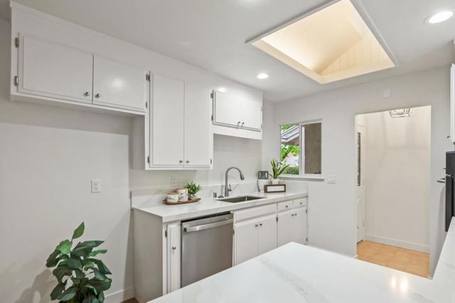 826 Fife Way, Sunnyvale, CA 94087