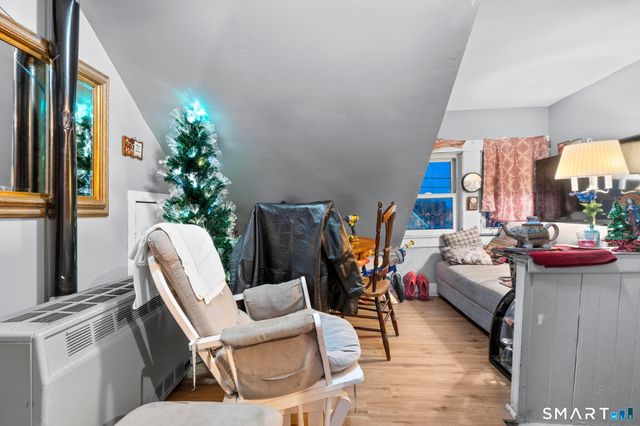 865 Iranistan Avenue, Bridgeport, CT 06604